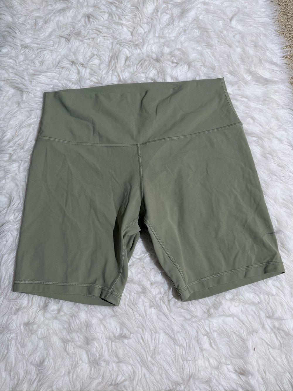 Lululemon Athletica Size 14 Align Long Biker Shorts Green Workout Yoga Pilates
